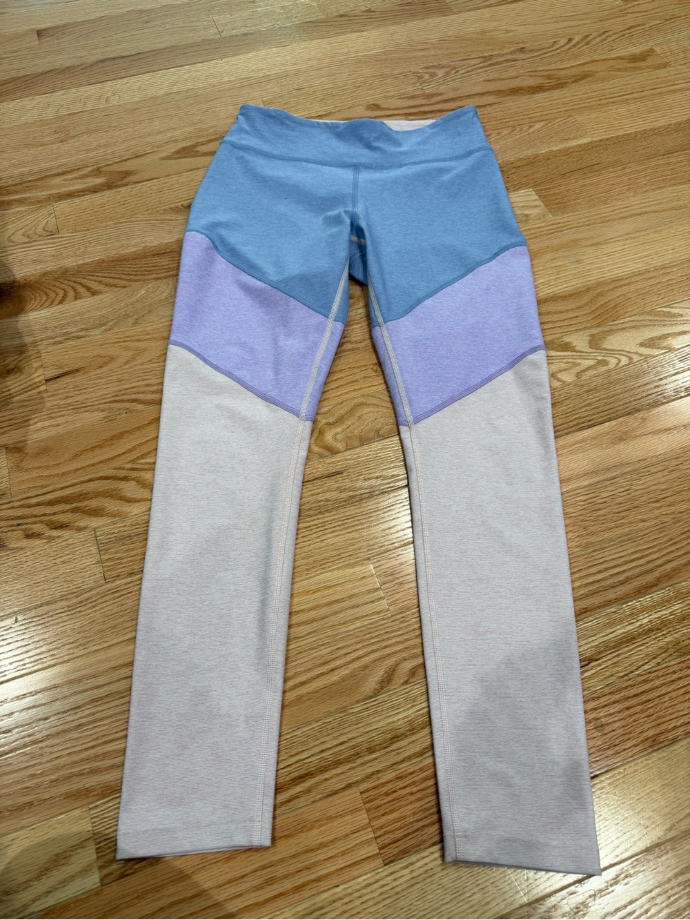 Outdoor Voices Pastel Colorblock Leggings in Blue & Lavender